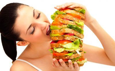 Comer, comer, comer… ¿cómo evitar que la ansiedad nos haga ganar kilos?